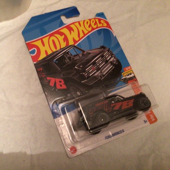 HOT WHEELS Ford Bronco R - Picture 2 of 3